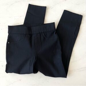 NWOT SPANX Classic Black Leggings / Pants